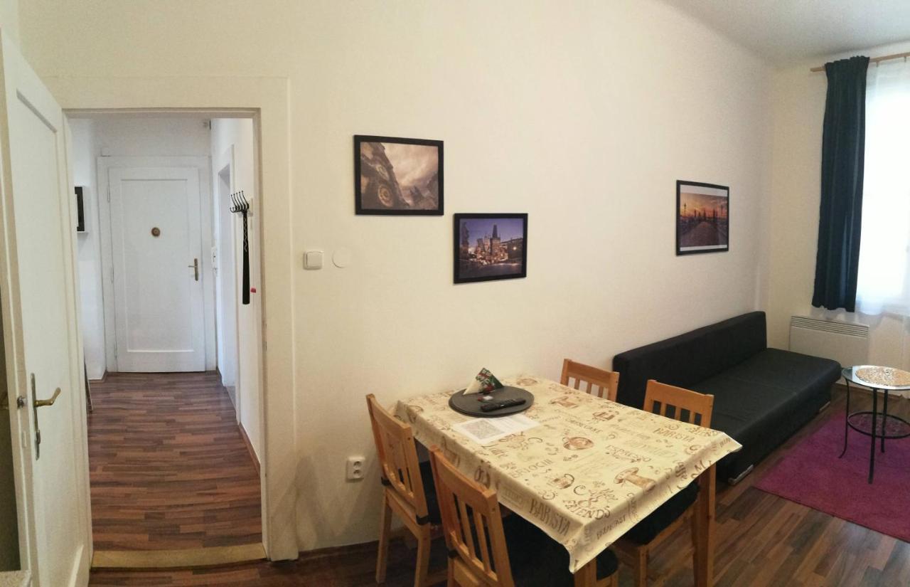 Jezerka Apartments プラハ エクステリア 写真